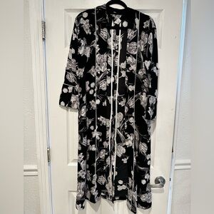Top Shop Floral Open Caftan/Kimono Style/Robe
